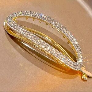 Women Sparkling Rhinestone Oval Hair Claw Crystal Barrette Hair Clip